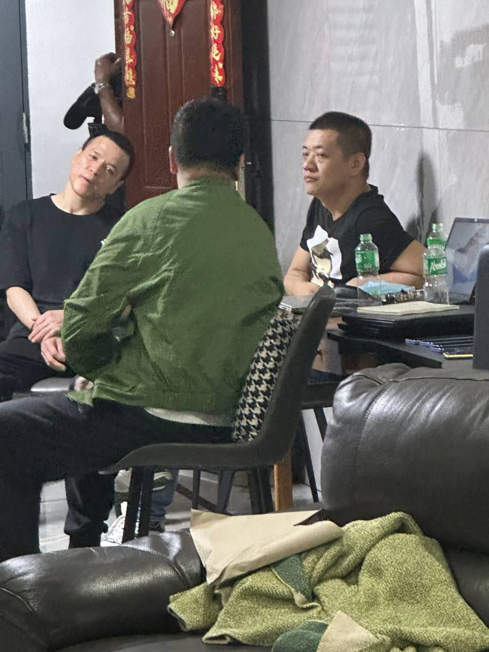 9名中国人在菲敲诈勒索 3名嫌犯被捕  第2张