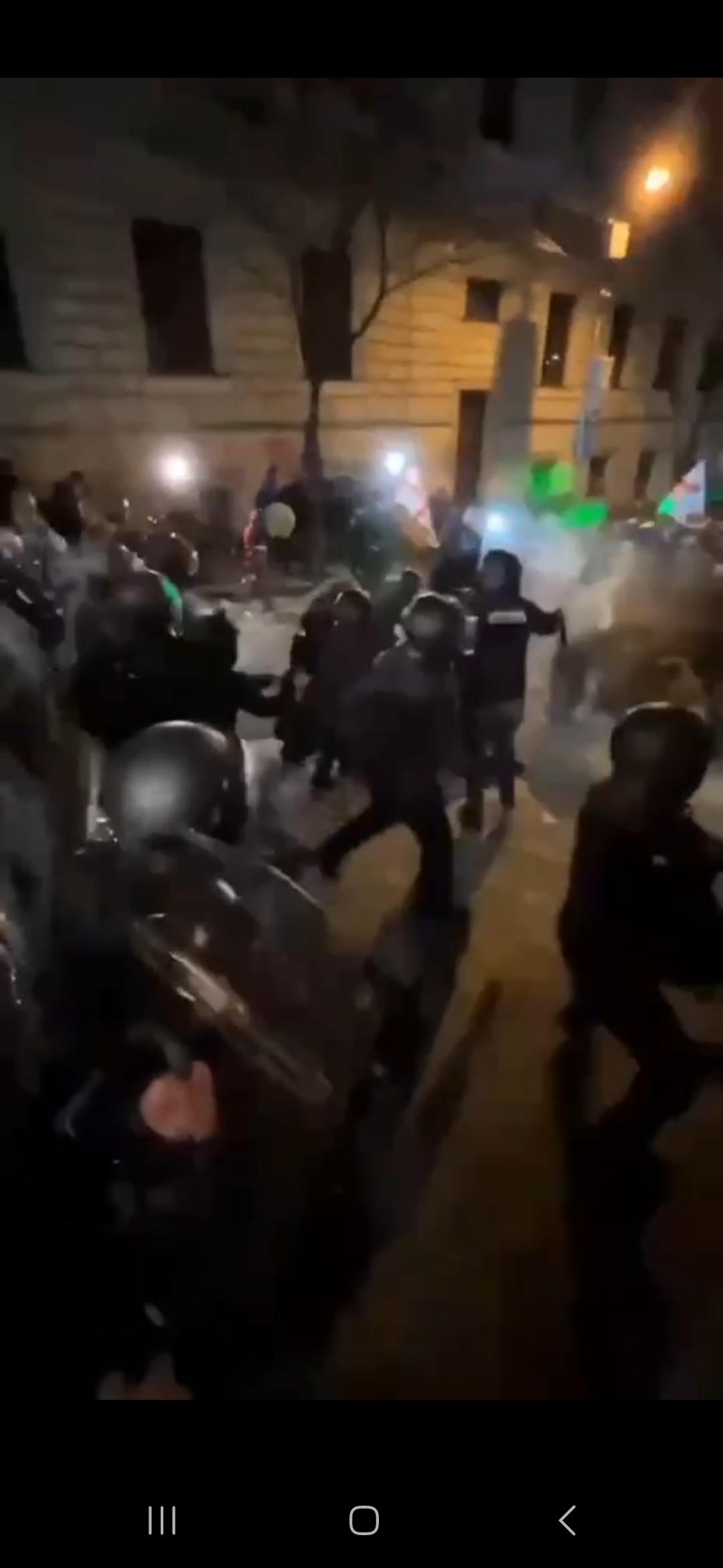 格鲁吉亚 爆发 抗议 欧盟拖延事件  第3张